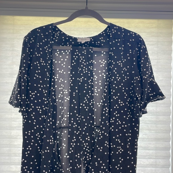 VETTA Romantic Capsule The Tiered Wrap Dress - Picture 4 of 8